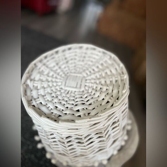 NEW Émilie & Théo Round Wicker Elephant Baskets NIB Includes 2! - Picture 6 of 10